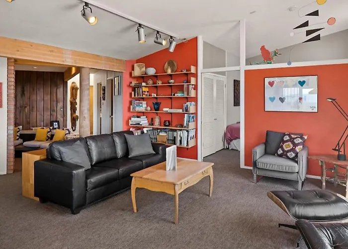 Holiday home Creative Stellar Views Near Chapel For Family *